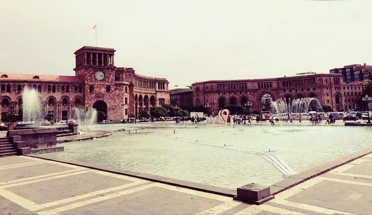 Luxury Apartment With Jacuzzi On Republic Square Erévan Extérieur photo