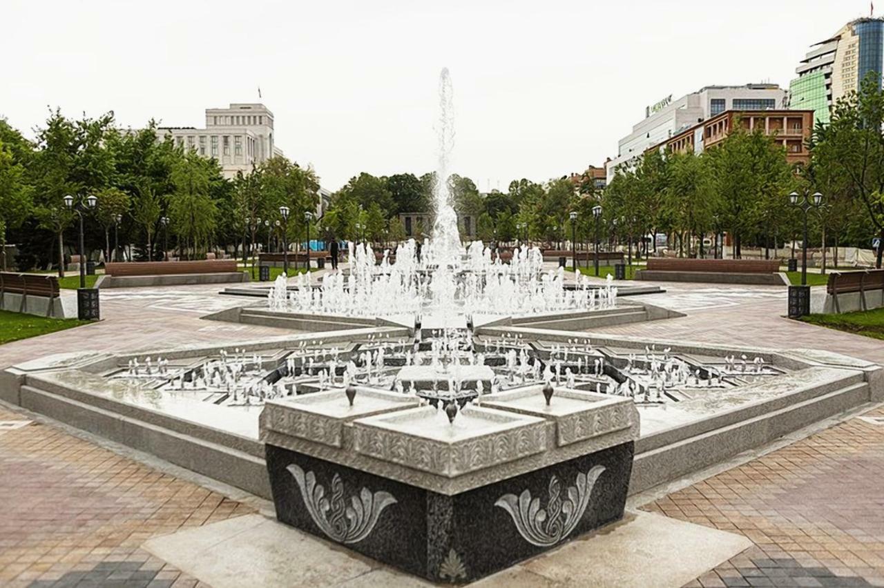 Luxury Apartment With Jacuzzi On Republic Square Erévan Extérieur photo